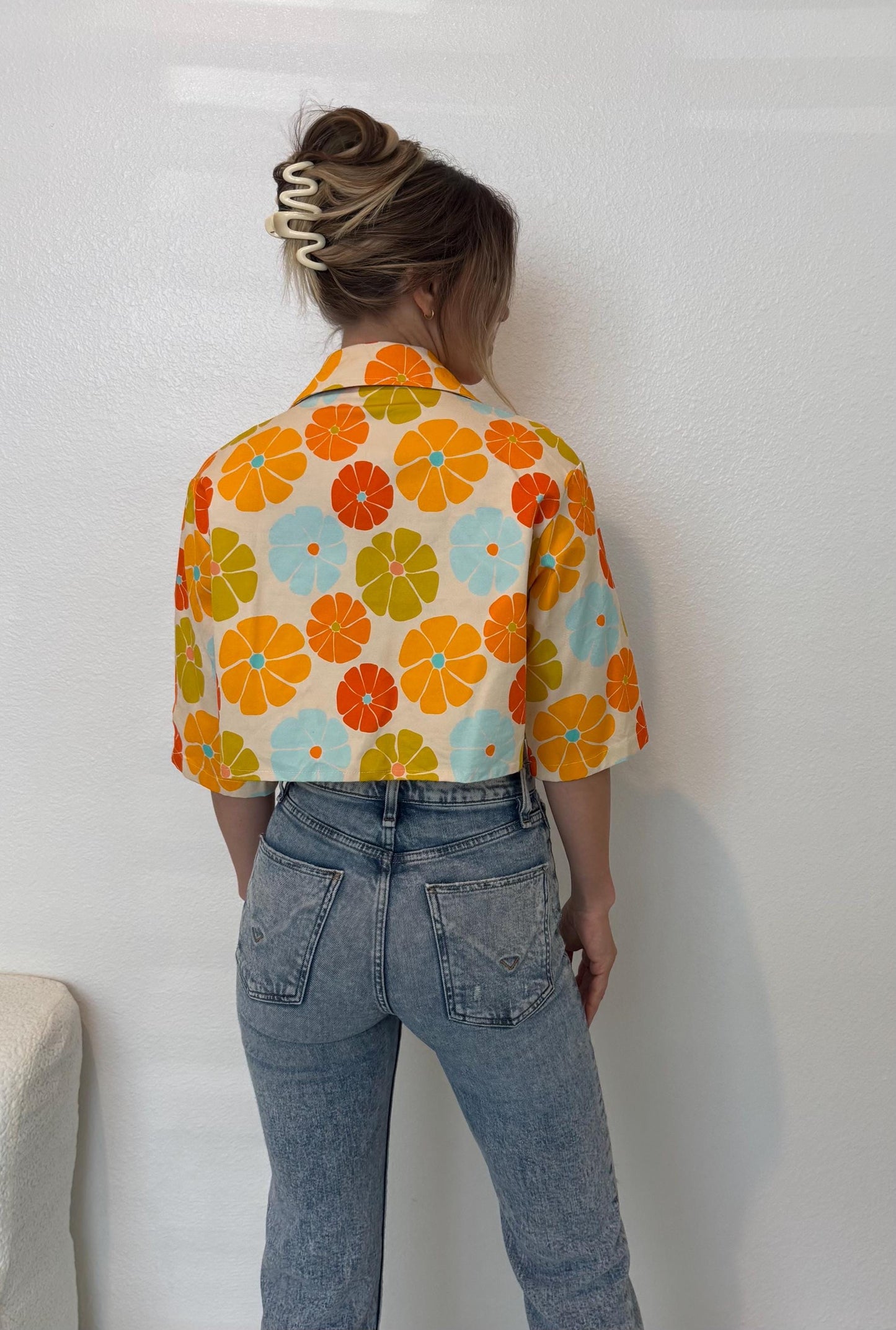 Sunrise Print Cropped Denim Jacket: Retro Floral Cotton Coat