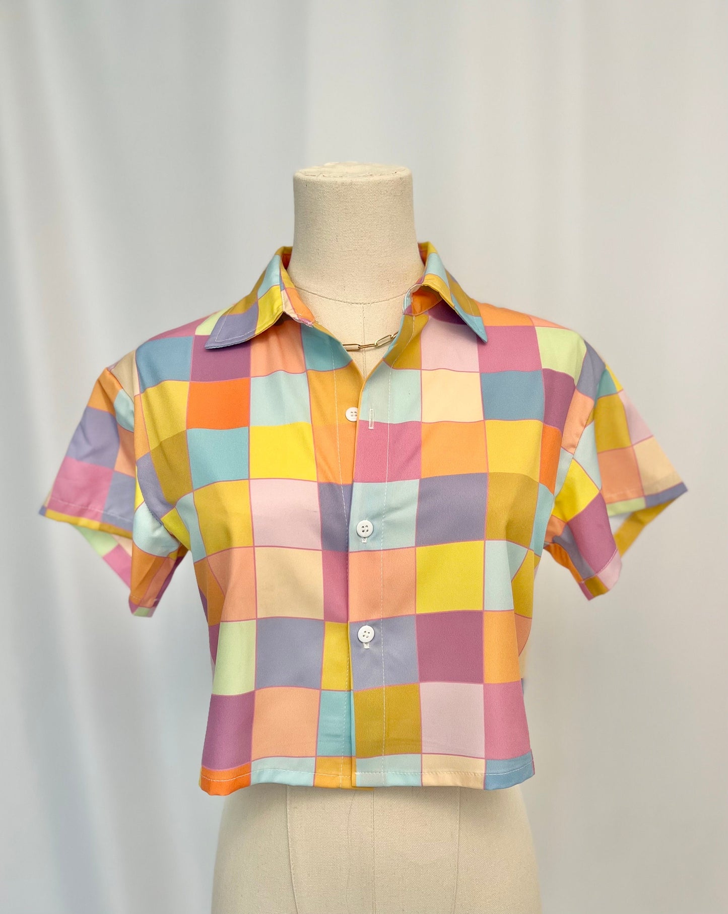Disco Babe Crop Top Shirt: Colorful Vacation Wear