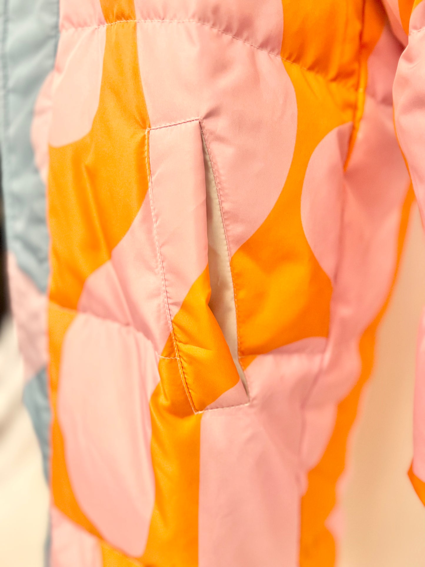 Lava lamp puffer jacket