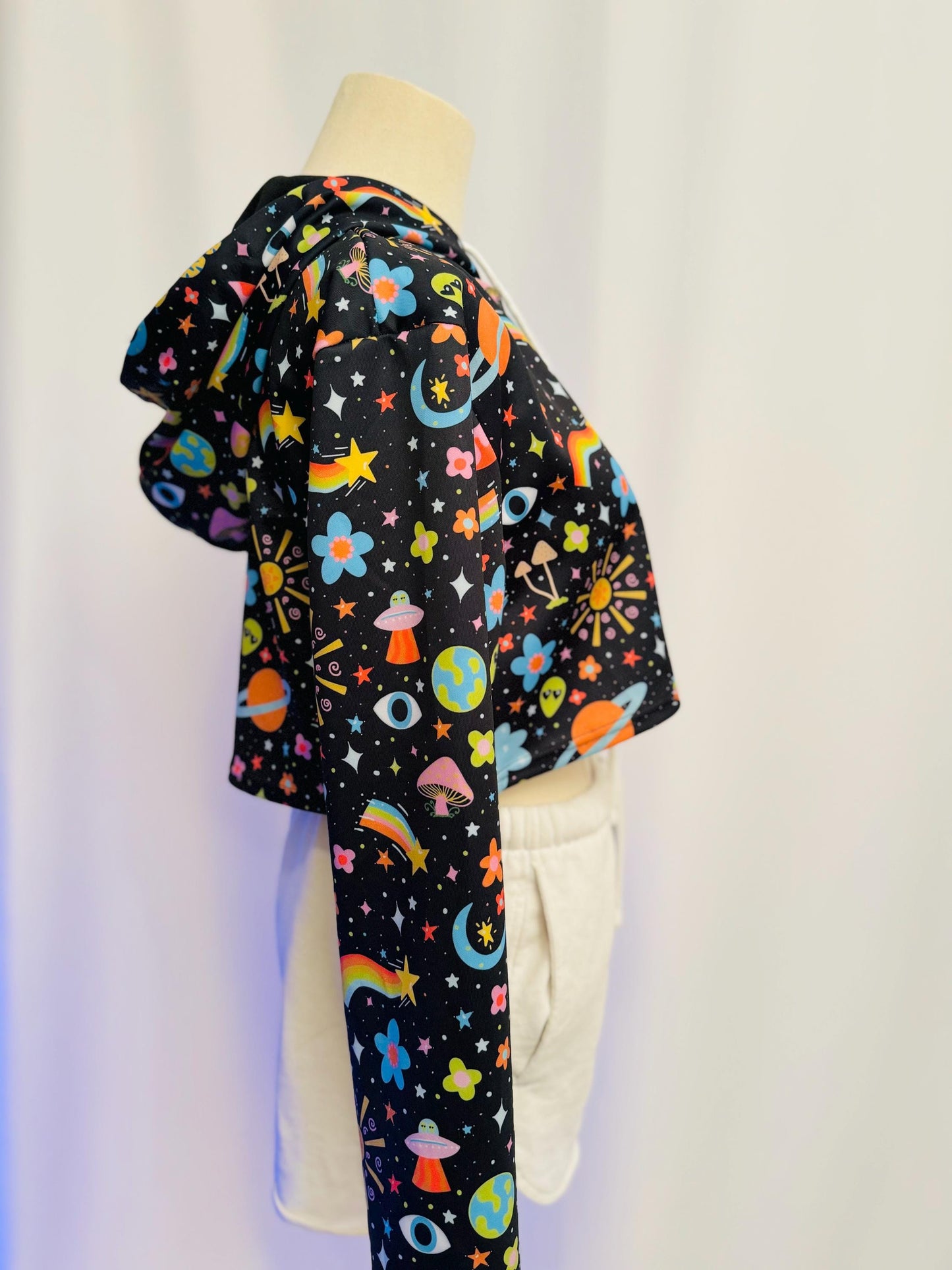 Cosmic Cropped Hoodie: Trippy Alien, Mushroom & Rainbow Print