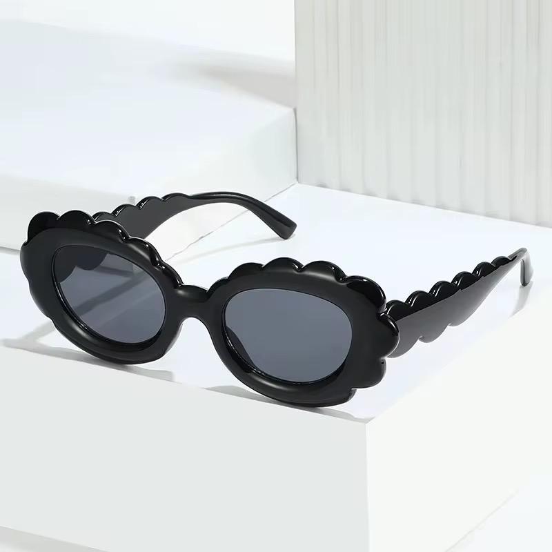 Retrobabe sunglasses; scalloped; y2k cloud statement glasses; colorful; festival fashion; groovy
